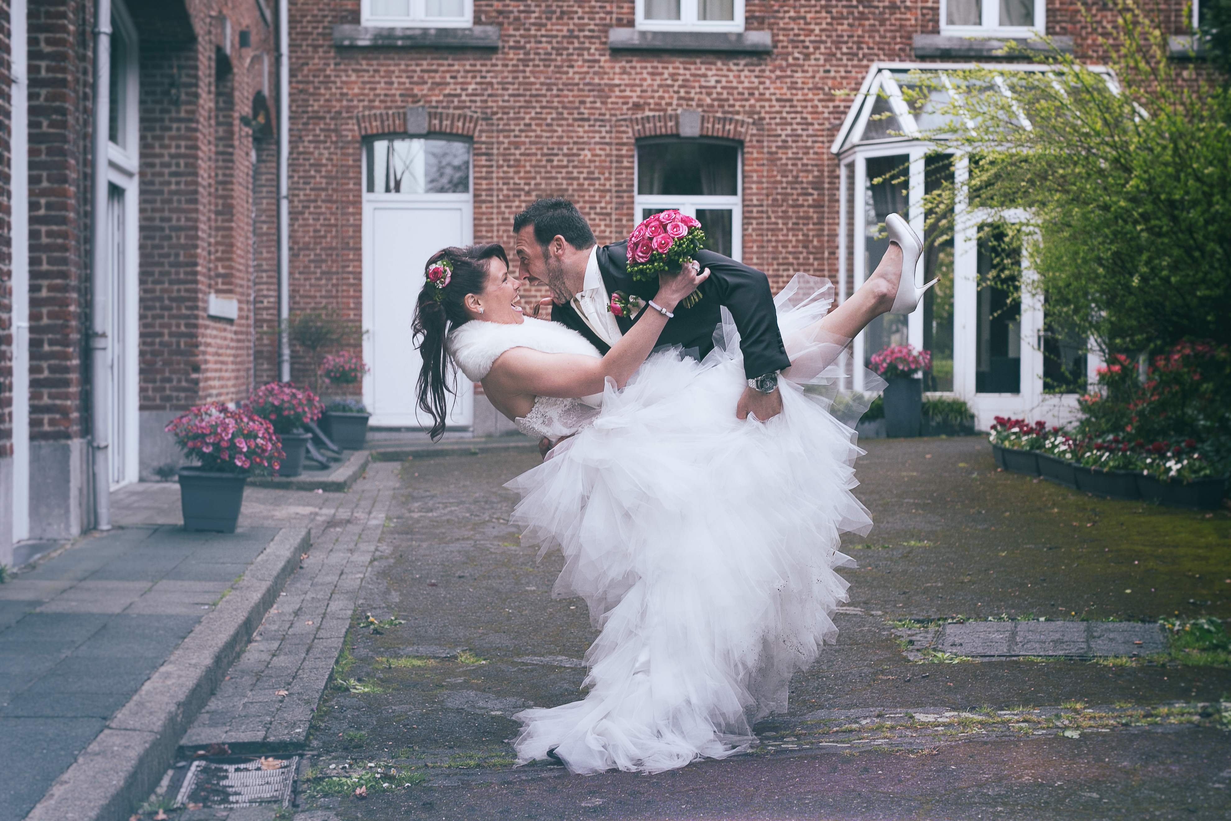 Marie &amp; Orazio-666-Modifier_BIG